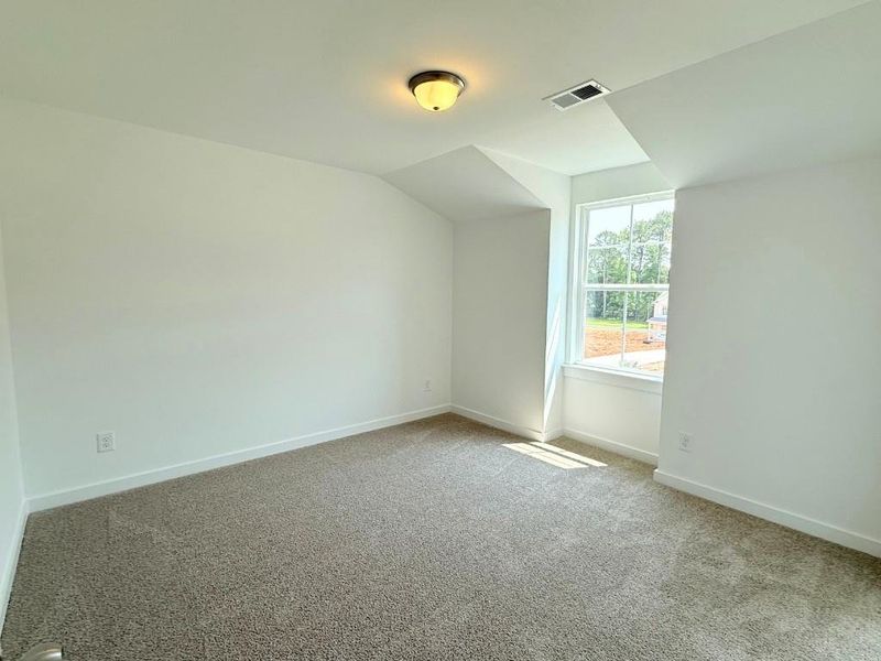 Spacious, unfurnished interior of a new home in Westlyn, Winder (Image 13).