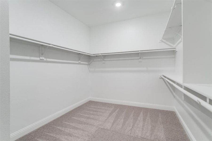 Spacious, unfurnished interior of a new home in The Preserve Estates, Justin (Image 32).