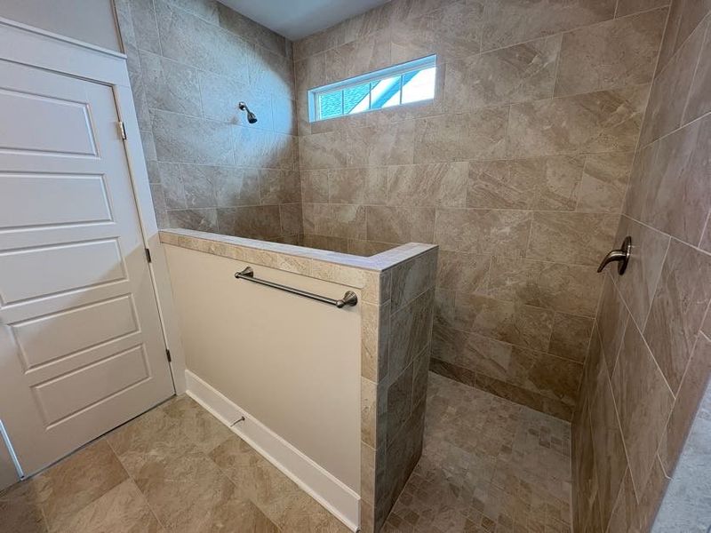 Spacious, unfurnished interior of a new home in Riverside Cove, Wilmington (Image 16). Spacious, unfurnished interior of a new home in Riverside Cove, Wilmington (Image 16).
