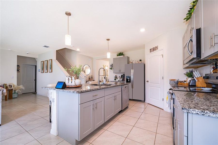 Furnished interior view inside a new home in Kindred, Kissimmee (Image 5).