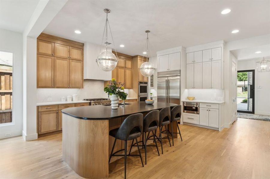 Furnished interior view inside a new home in , Dallas (Image 29). Furnished interior view inside a new home in , Dallas (Image 29).