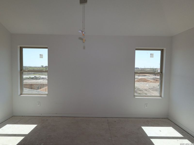 Spacious, unfurnished interior of a new home in Paloma Park, Converse (Image 12).