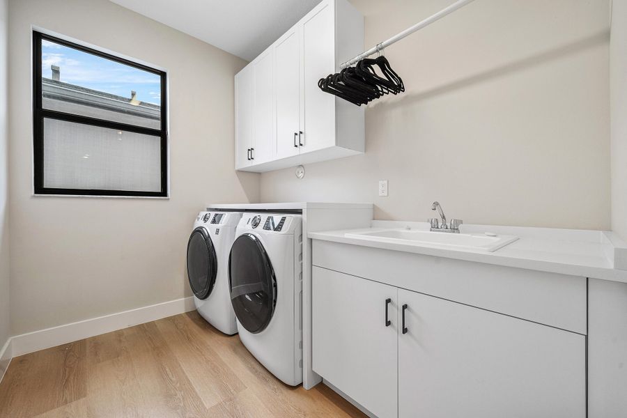 037-8124CrystalDownsAvenue-BocaRaton-FL-