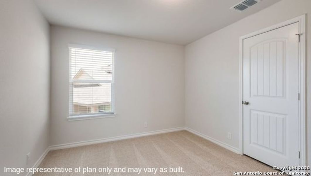Spacious, unfurnished interior of a new home in Redbird Ranch, San Antonio (Image 19).