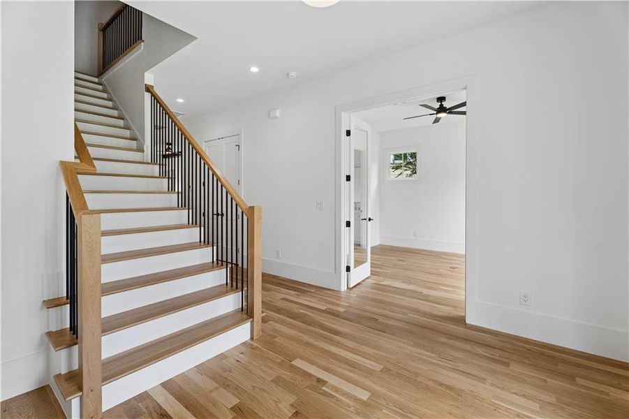 Spacious, unfurnished interior of a new home in , Atlanta (Image 12). Spacious, unfurnished interior of a new home in , Atlanta (Image 12).