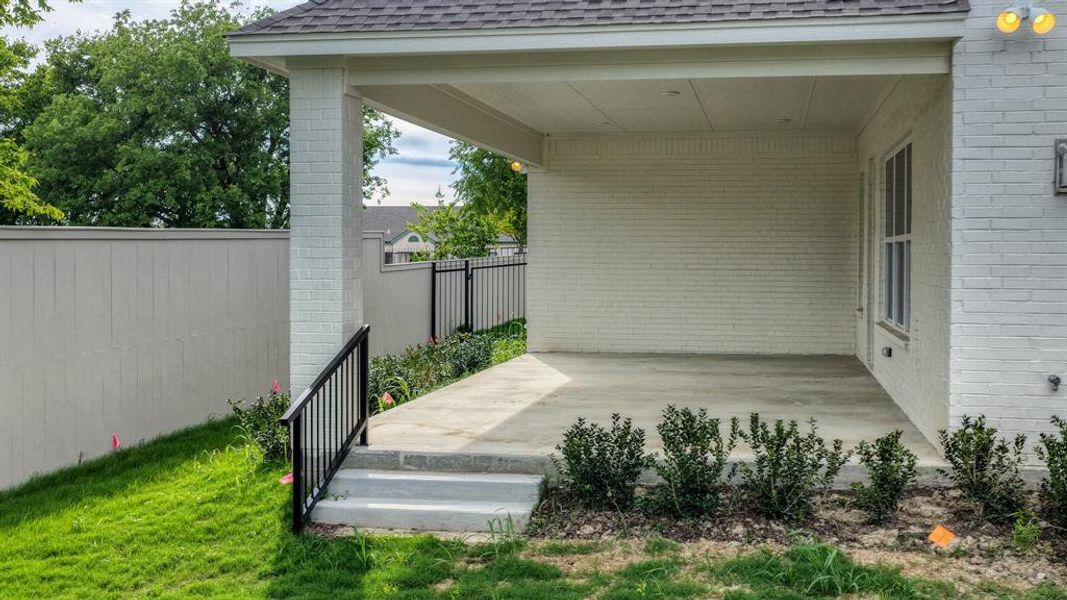 Exterior details and patio area of a home in , Aledo (Image 3).