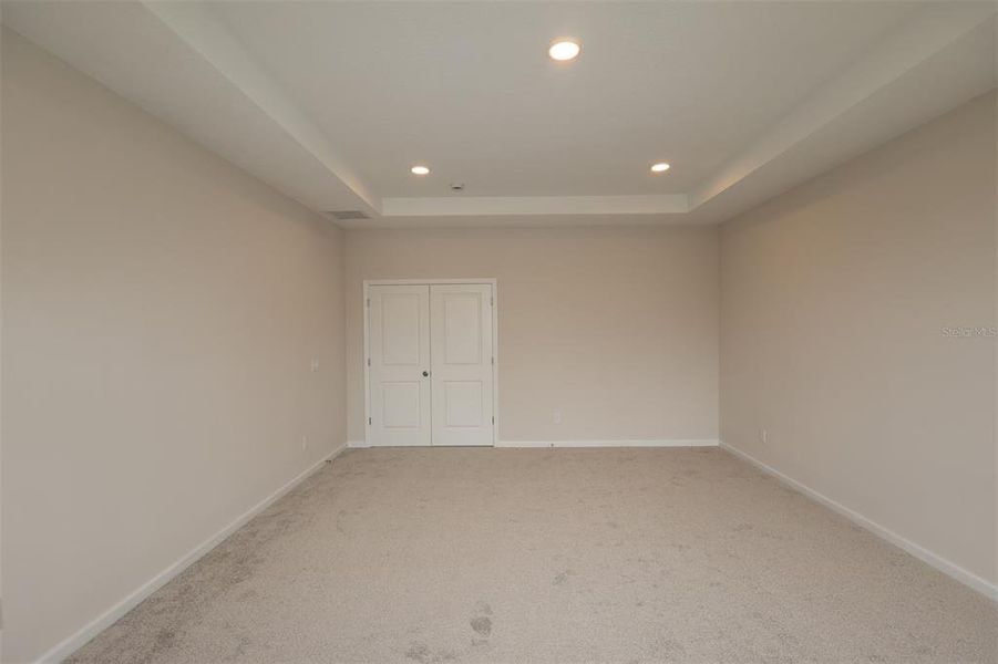 Spacious, unfurnished interior of a new home in Bay Lake Farms, St. Cloud (Image 8). Spacious, unfurnished interior of a new home in Bay Lake Farms, St. Cloud (Image 8).