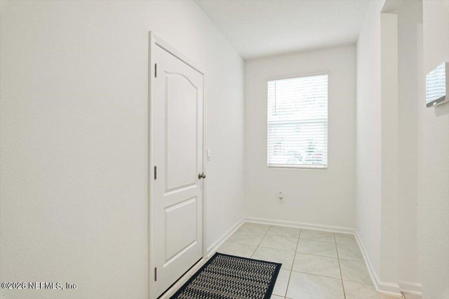 Spacious, unfurnished interior of a new home in , St. Augustine (Image 24).