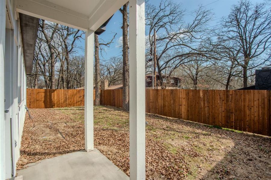 Exterior details and patio area of a home in , Gun Barrel City (Image 4).