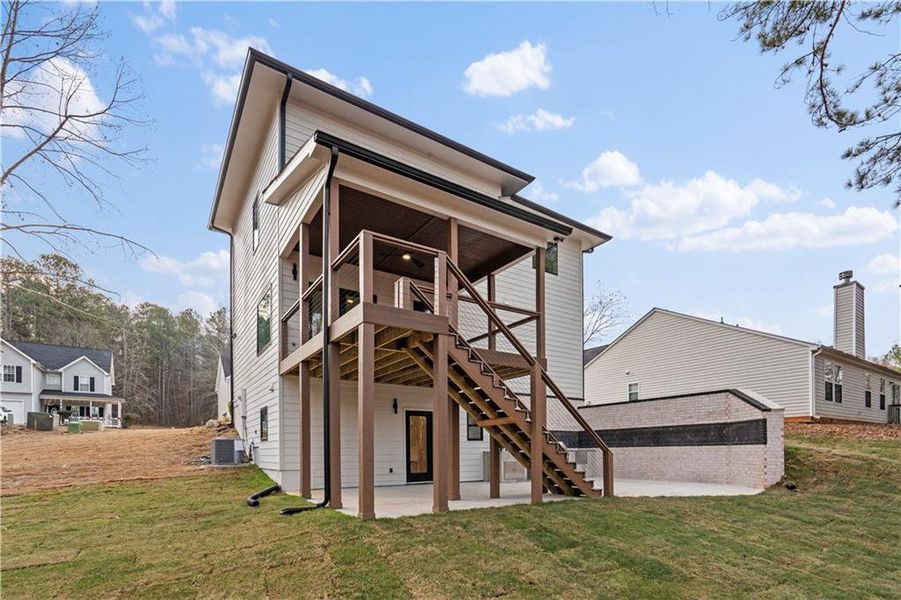 Exterior details and patio area of a home in , Villa Rica (Image 30).