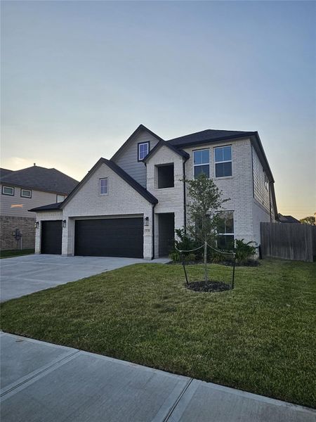 Image 39 of a home in Briarwood Crossing. Image 39 of a home in Briarwood Crossing.