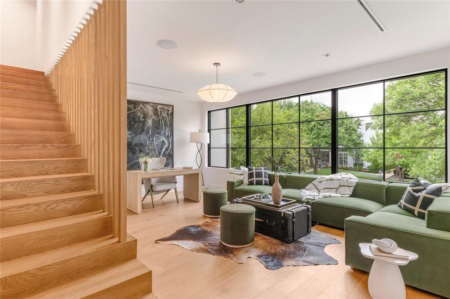 Image 33 of a home in .