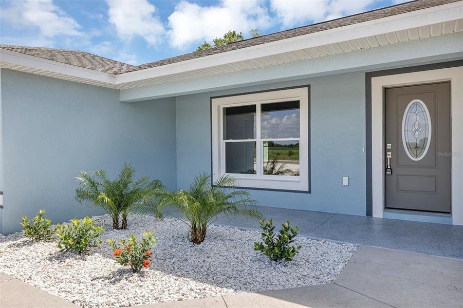 Exterior details and patio area of a home in , Dunnellon (Image 21). Exterior details and patio area of a home in , Dunnellon (Image 21).