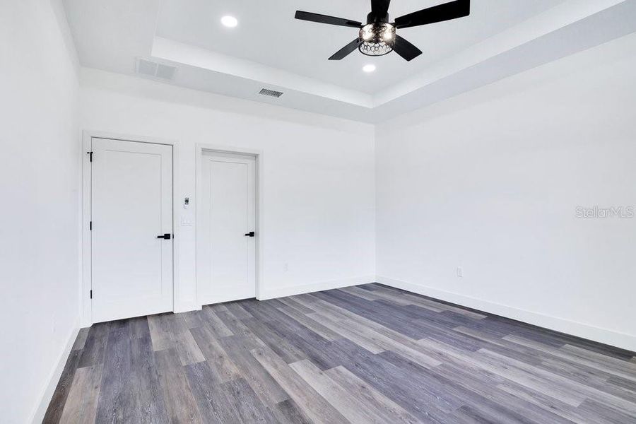 Spacious, unfurnished interior of a new home in , Eustis (Image 32).