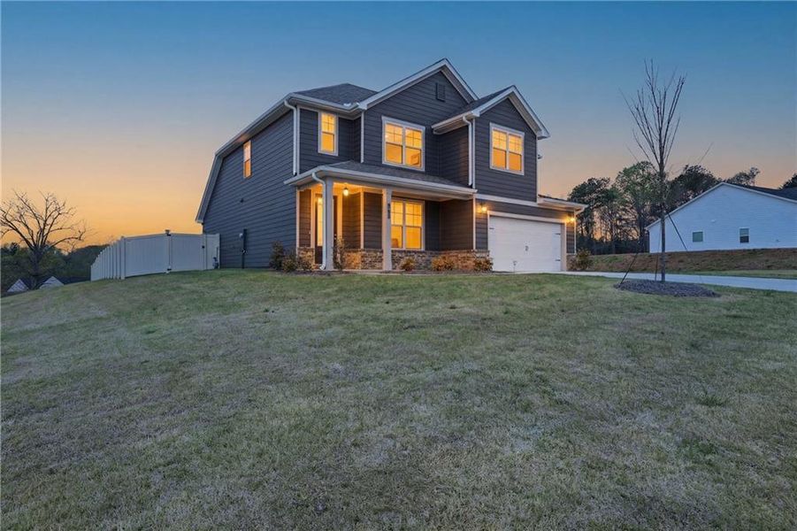 Exterior details and patio area of a home in , Commerce (Image 33).