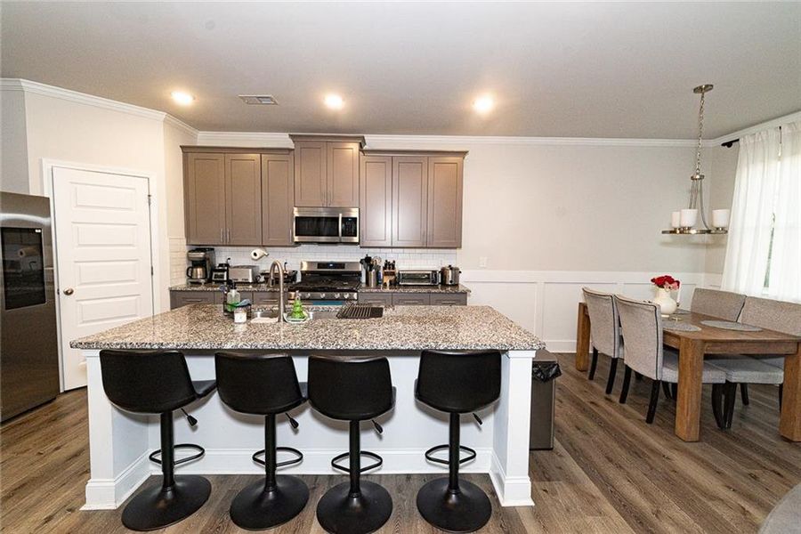 Furnished interior view inside a new home in Hellen Valley, Braselton (Image 13).