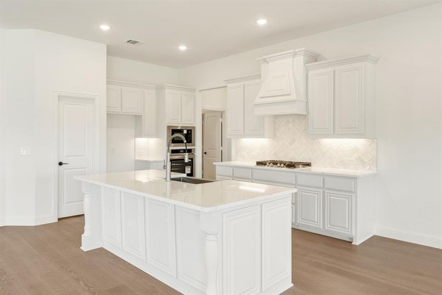 Furnished interior view inside a new home in Villages of Hurricane Creek, Anna (Image 18).