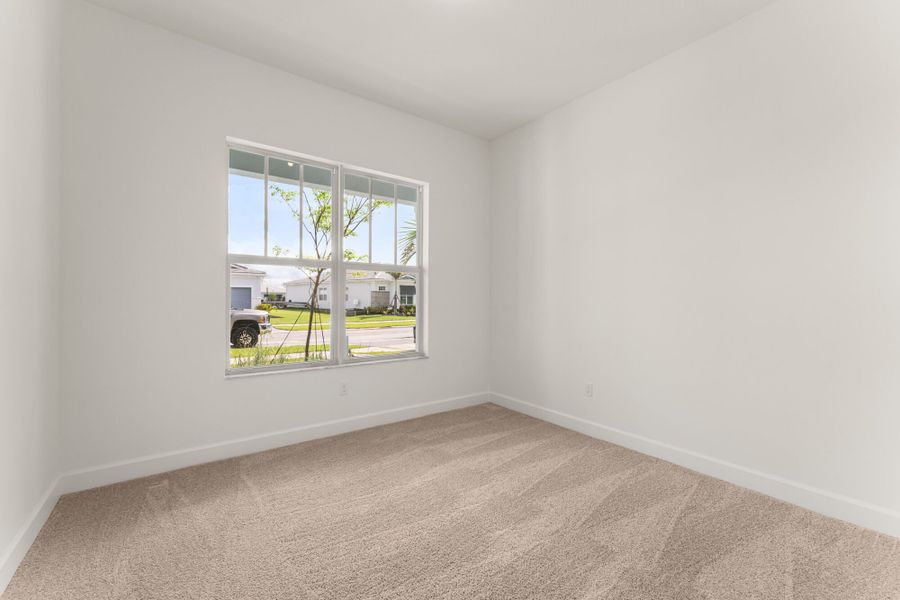 Spacious, unfurnished interior of a new home in Tradition, Port St. Lucie (Image 14).