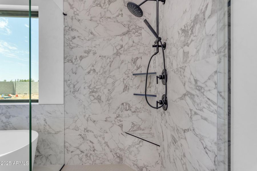 0439_a4m_cloud creek