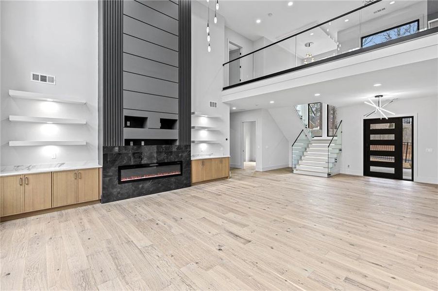 Spacious, unfurnished interior of a new home in , Lawrenceville (Image 23).