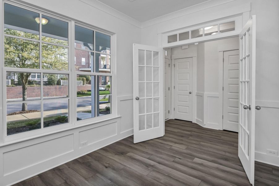 Spacious, unfurnished interior of a new home in Lake Carolina Townhomes, Columbia (Image 23).