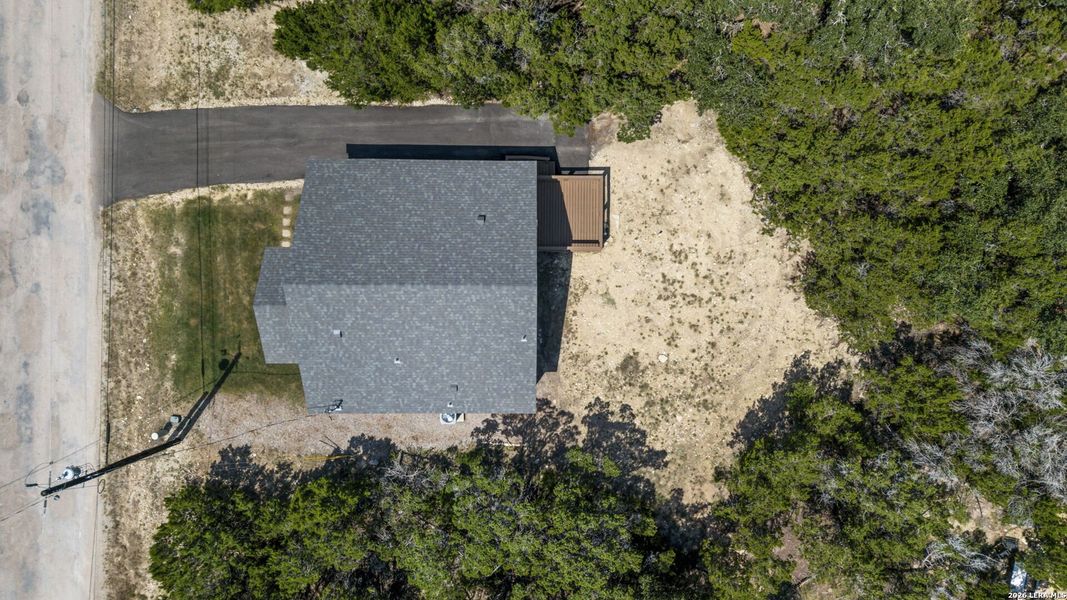 Image 43 of a home in .
