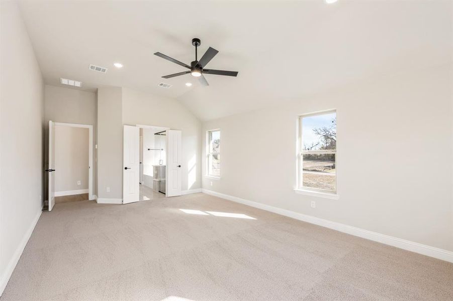 Spacious, unfurnished interior of a new home in Anderson Crossing, Trenton (Image 27).