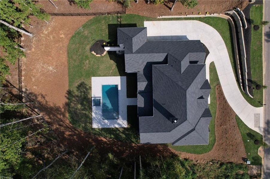 Image 101 of a home in .