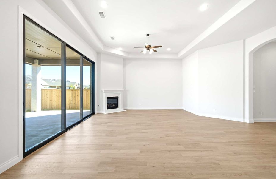 Spacious, unfurnished interior of a new home in Bridgeland 60′, Cypress (Image 21). Spacious, unfurnished interior of a new home in Bridgeland 60′, Cypress (Image 21).