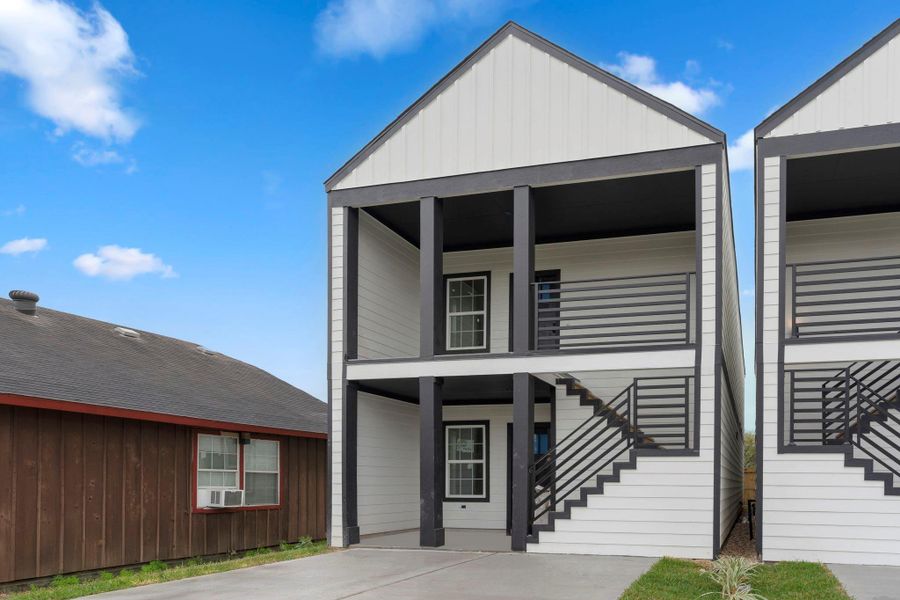 Front exterior of a new home in , Houston, TX, highlighting curb appeal (Image 28).