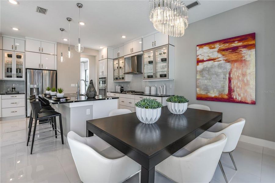 Furnished interior view inside a new home in Cresswind Lakewood Ranch, Lakewood Ranch (Image 39).