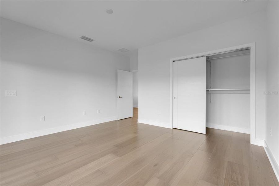 Spacious, unfurnished interior of a new home in Hampton Green at Providence, Davenport (Image 45).