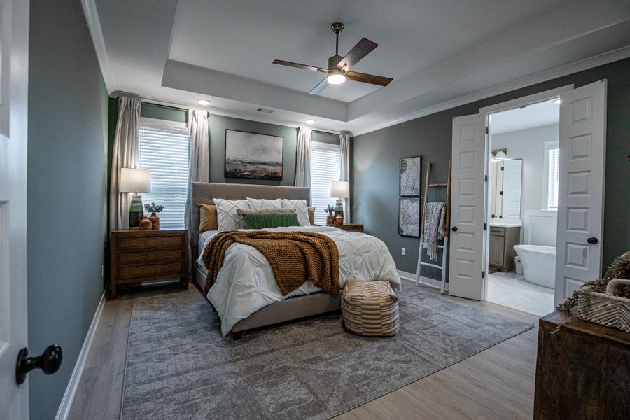 Representative furnished interior of a home built from the Willow by Grant & Co in Manor at Hall Creek, Arlington (Image 122).