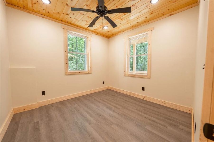 Spacious, unfurnished interior of a new home in , Ellijay (Image 10).