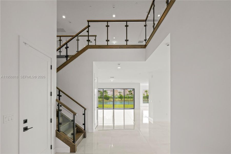 Spacious, unfurnished interior of a new home in , Palm Beach Gardens (Image 34). Spacious, unfurnished interior of a new home in , Palm Beach Gardens (Image 34).