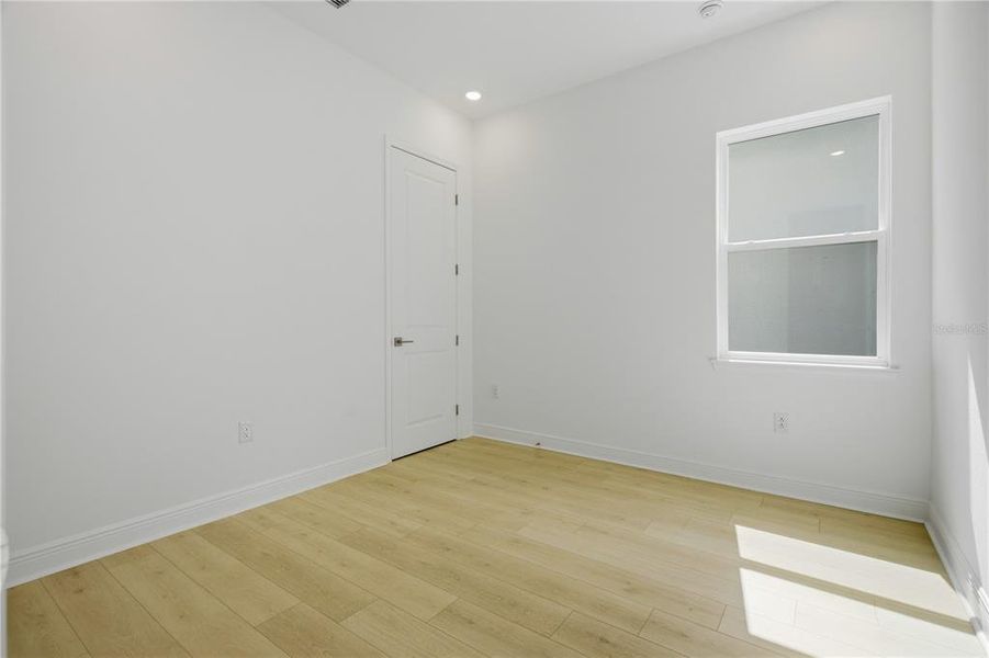 Spacious, unfurnished interior of a new home in Bella Collina, Montverde (Image 46).