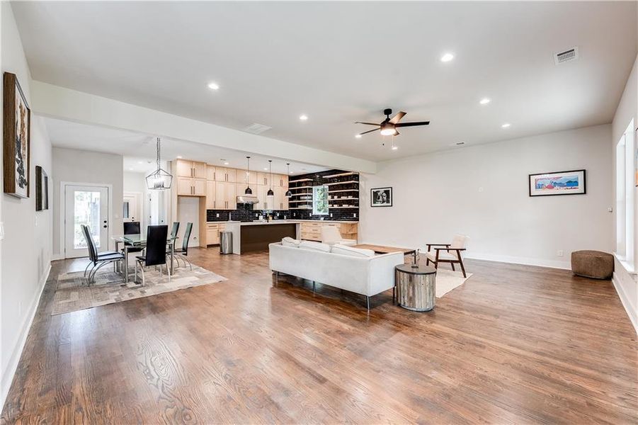 Furnished interior view inside a new home in , Atlanta (Image 17).