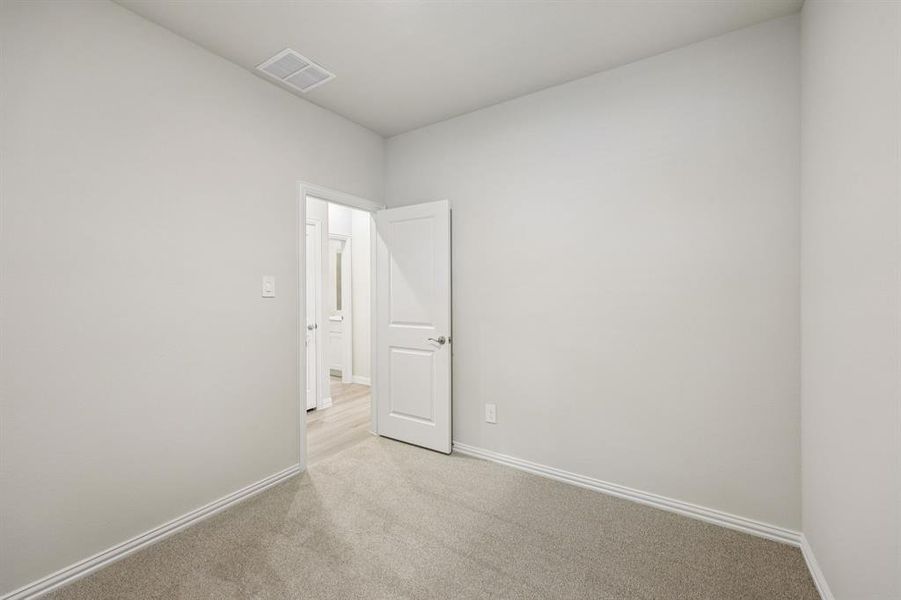 Spacious, unfurnished interior of a new home in Parks at Foster Crossing - Spring Series, Anna (Image 31).