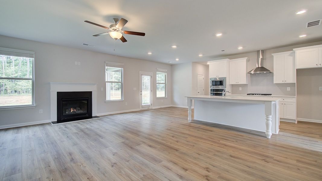 Representative furnished interior of a home built from the Meridian II by DRB Homes in Northcroft, Loganville (Image 7).