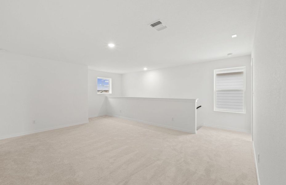 Spacious, unfurnished interior of a new home in Larson Crossing, Elgin (Image 36).