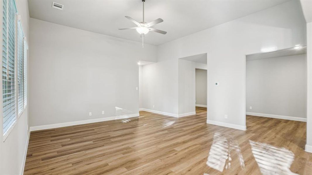 Spacious, unfurnished interior of a new home in Windmore, Princeton (Image 16). Spacious, unfurnished interior of a new home in Windmore, Princeton (Image 16).