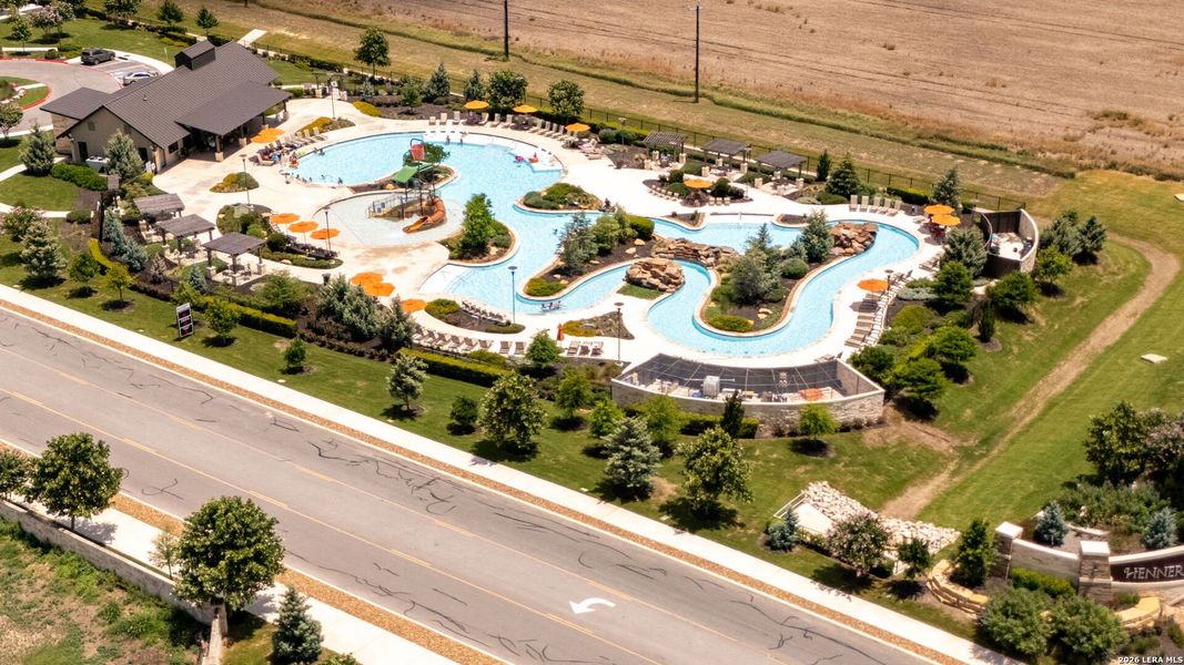 Community amenities in Hennersby Hollow, San Antonio (Image 32).