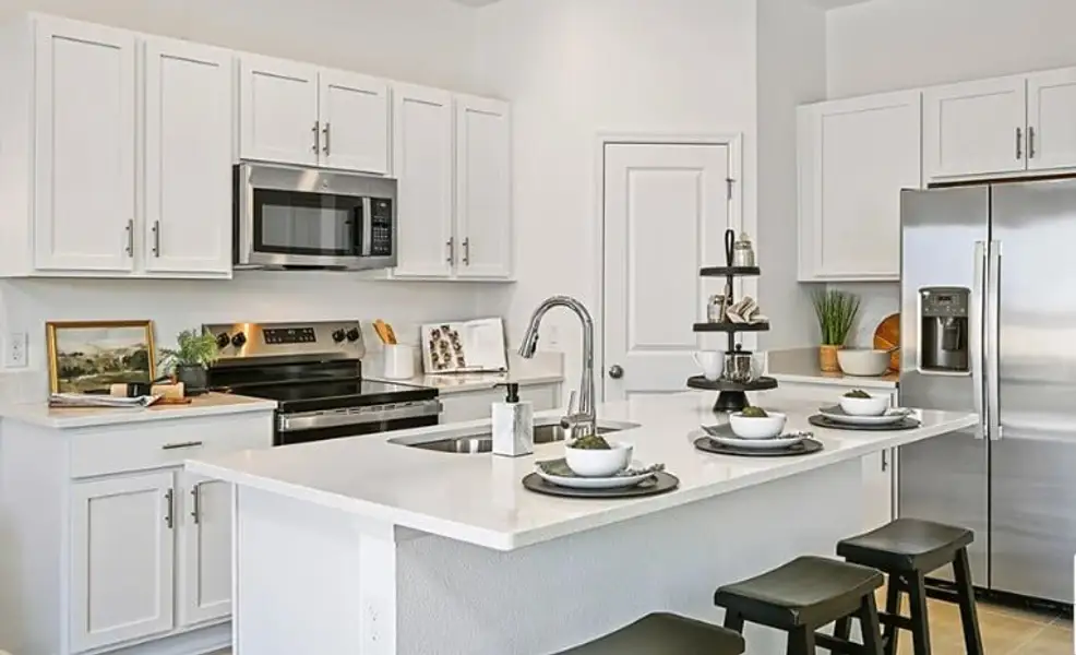 Furnished interior view inside a new home in Waterstone Townhomes, Groveland (Image 4).