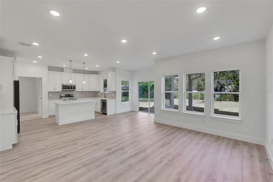 Spacious, unfurnished interior of a new home in , High Springs (Image 23). Spacious, unfurnished interior of a new home in , High Springs (Image 23).