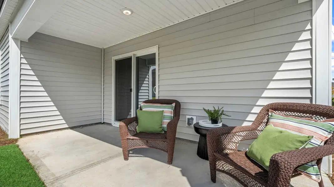 Representative exterior details of a home built from the Allex by D.R. Horton in Rice Hope, Port Wentworth (Image 4).