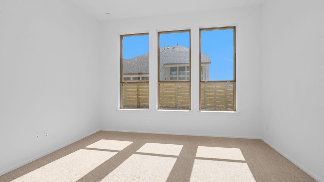 Spacious, unfurnished interior of a new home in Austin Point, Richmond (Image 6).