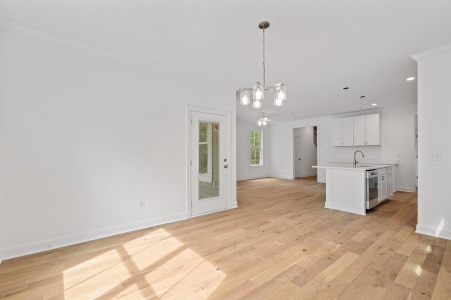 Spacious, unfurnished interior of a new home in , Summerville (Image 41).