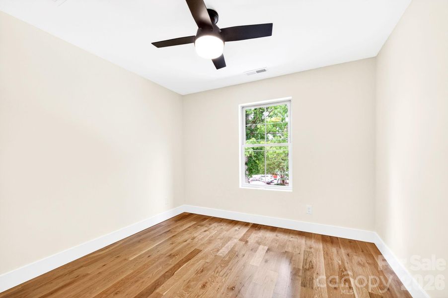 Spacious, unfurnished interior of a new home in , Asheville (Image 35).