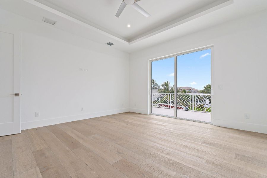 Spacious, unfurnished interior of a new home in , Tequesta (Image 59). Spacious, unfurnished interior of a new home in , Tequesta (Image 59).