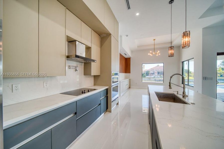 Furnished interior view inside a new home in , Cape Coral (Image 12).